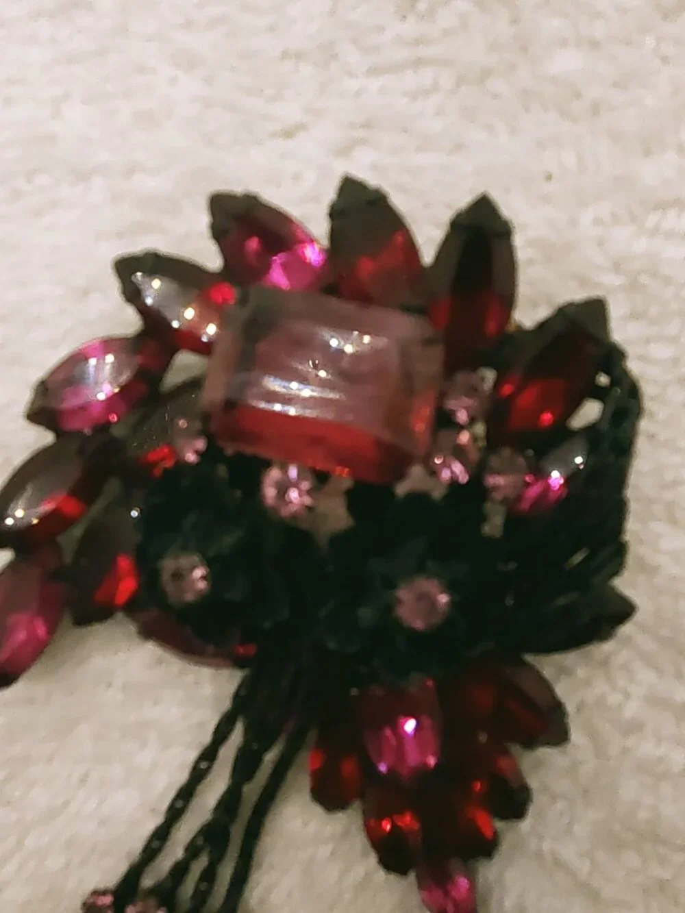 1 Black Rose Brooch, item # B- 1182,.  wt. 31 grams.